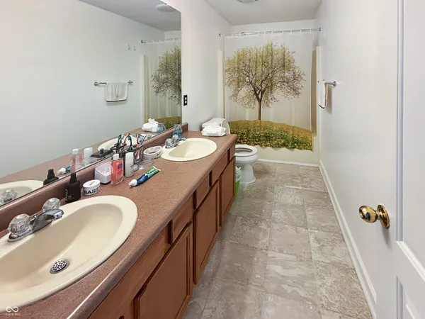 $399,900 | 1678 Juniper Lane, Greenwood, IN 46143