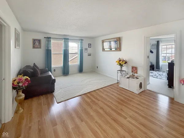 $399,900 | 1678 Juniper Lane, Greenwood, IN 46143