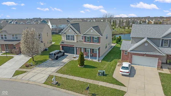 $399,900 | 1678 Juniper Lane, Greenwood, IN 46143