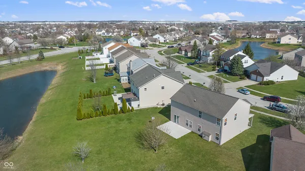 $399,900 | 1678 Juniper Lane, Greenwood, IN 46143