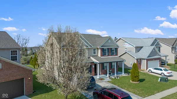 $399,900 | 1678 Juniper Lane, Greenwood, IN 46143