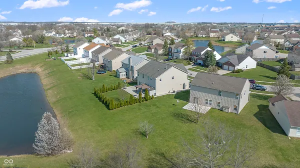 $399,900 | 1678 Juniper Lane, Greenwood, IN 46143