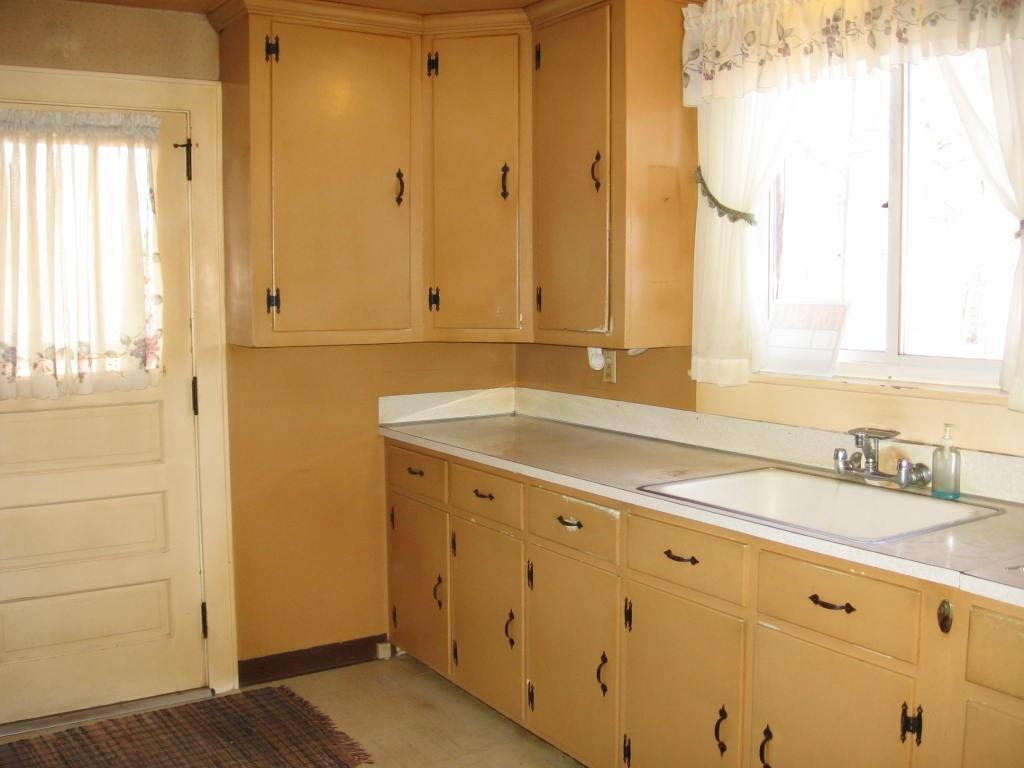 1989 Stoystown Road Friedens, PA 15541 - Photo 2 of 19 Gallery Image 2