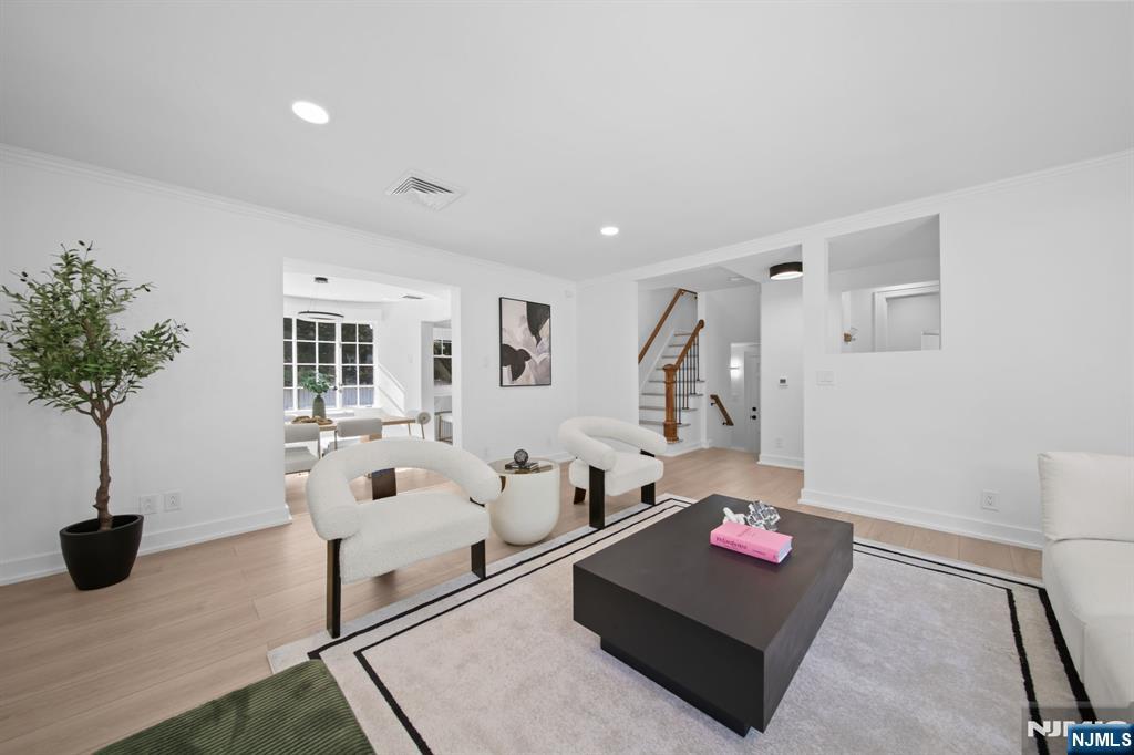 55 Forest Road Demarest, NJ 07627 - Photo 6 of 30