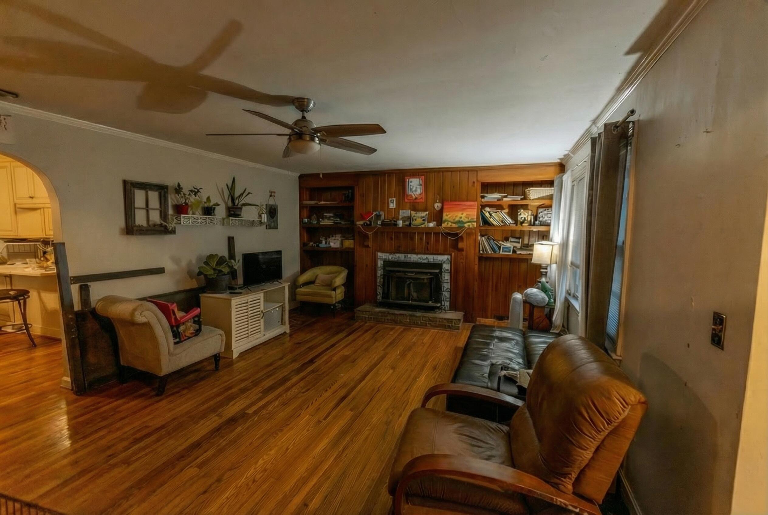 117 Newington Road Summerville, SC 29485 - Photo 2 of 8 hf_20260307_033305_5d48cb17-a26b-49cd-be