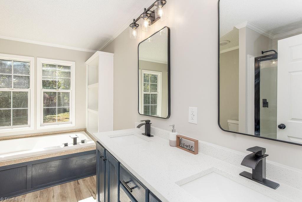 7075 Wright Road Thomasville, NC 27360 - Photo 12 of 27