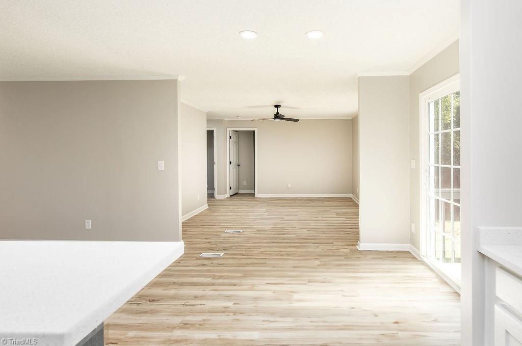 7075 Wright Road Thomasville, NC 27360 - Photo 8 of 27