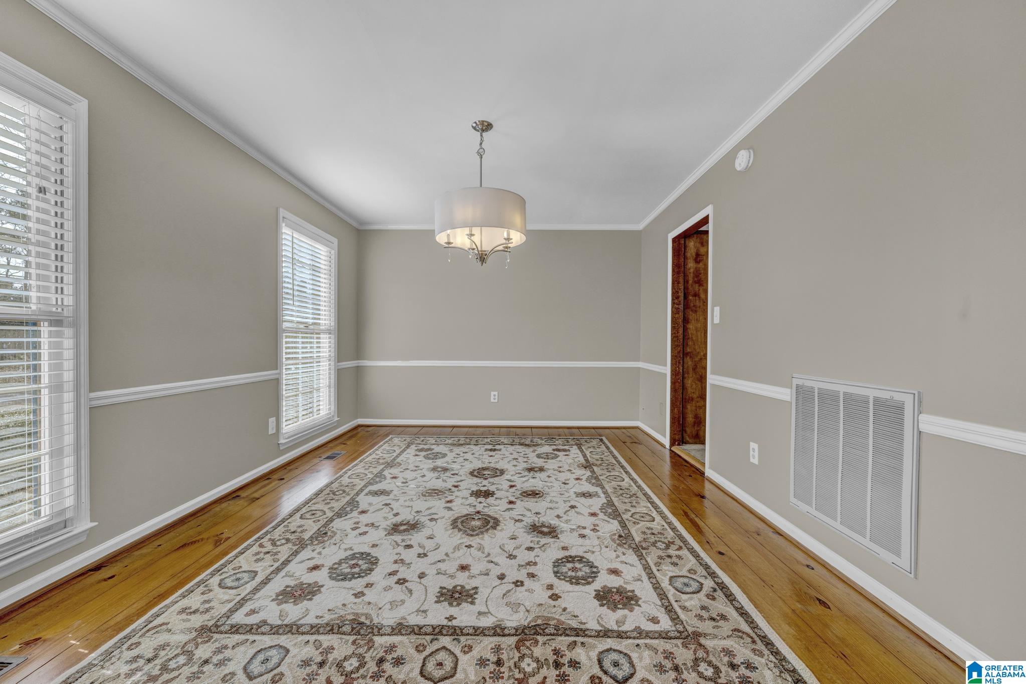 2565 Royal Way Pelham, AL 35124 - Photo 5 of 48