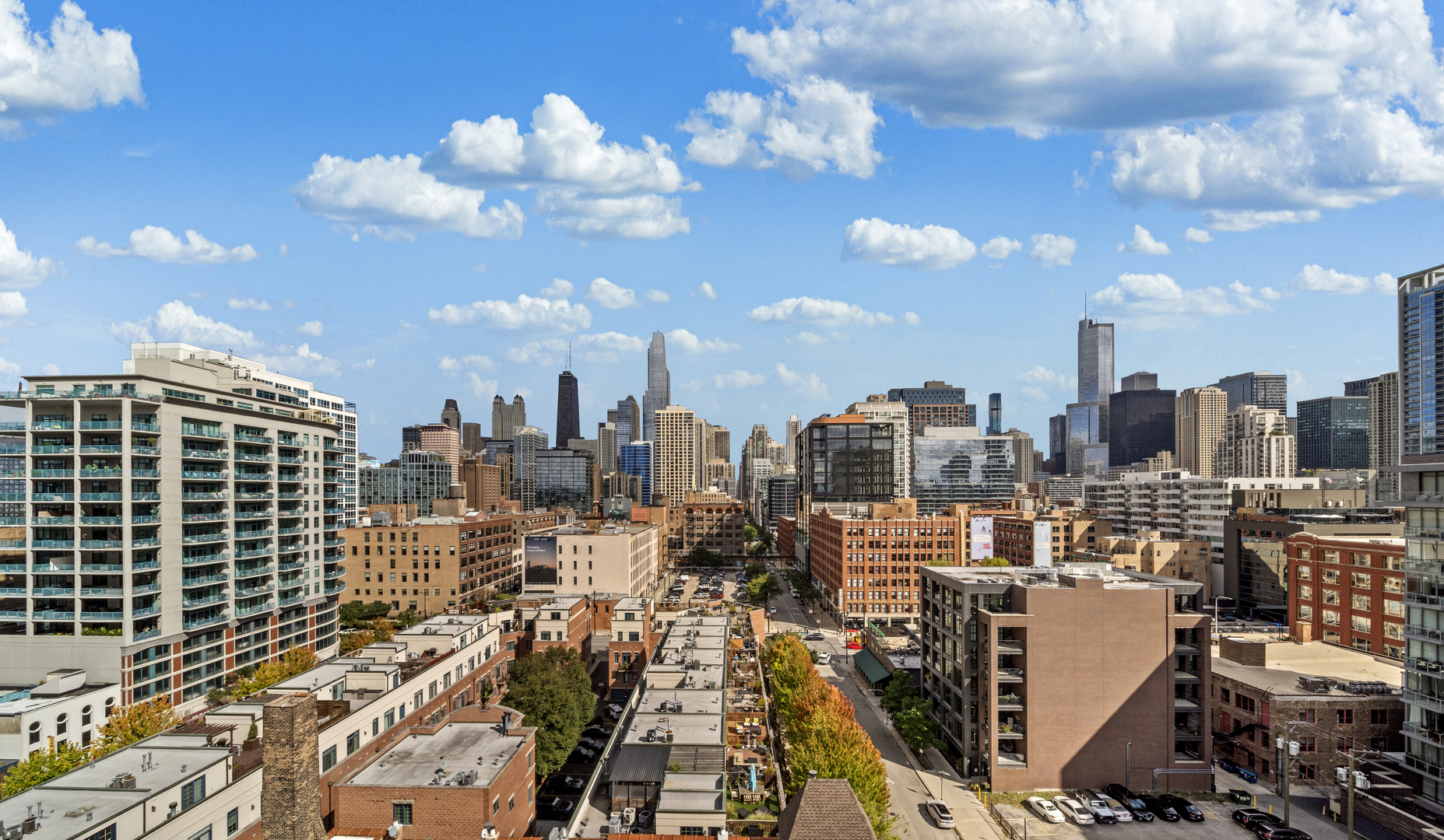 400 West Huron Street, Unit 1001 Chicago, IL 60654 - Photo 4 of 41 a view of a city with tall buildings