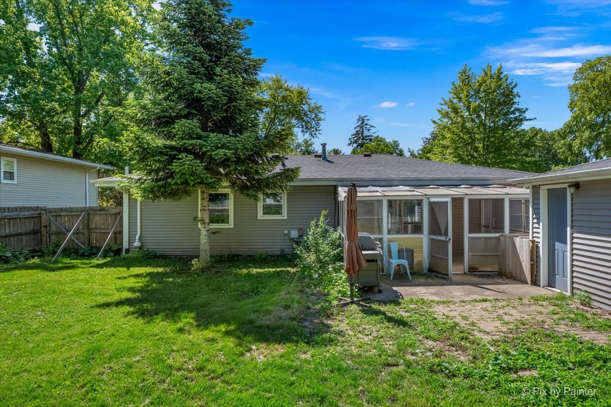 1820 Forrest Boulevard St. Charles, IL 60174 - Photo 27 of 30