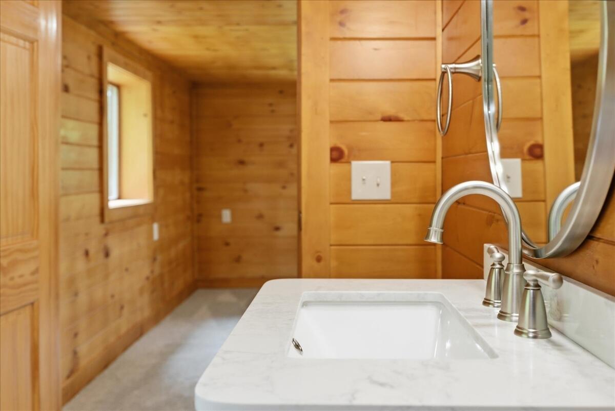 203 Belgrade Road Oakland, ME 04963 - Photo 31 of 78 69-DSC06549