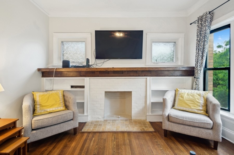 728 West Sheridan Road, Unit 3S Chicago, IL 60613 - Photo 5 of 18 Gallery Image 5