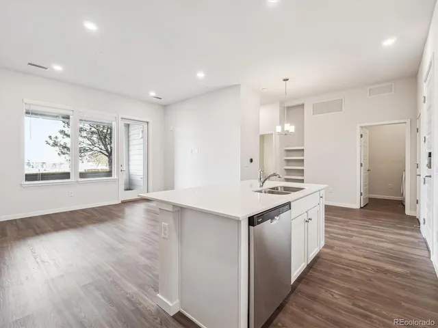 $409,990 | 485 Interlocken Boulevard, Unit 101, Broomfield, CO 80021