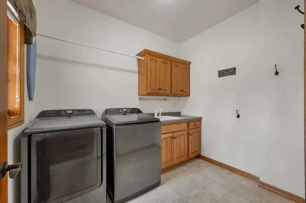 $599,900 | 2503 Wilding Way, Suamico, WI 54173