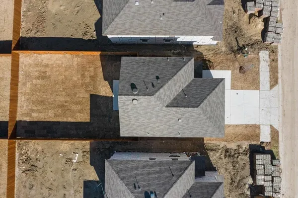 $1,950 | 822 Breakwater Drive, Princeton, TX 75407