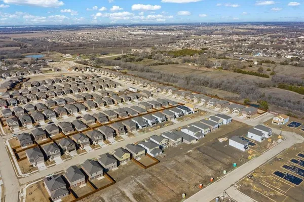 $1,950 | 822 Breakwater Drive, Princeton, TX 75407