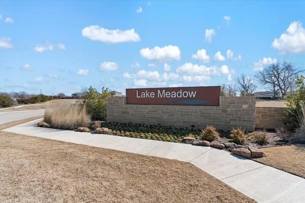 $1,950 | 822 Breakwater Drive, Princeton, TX 75407