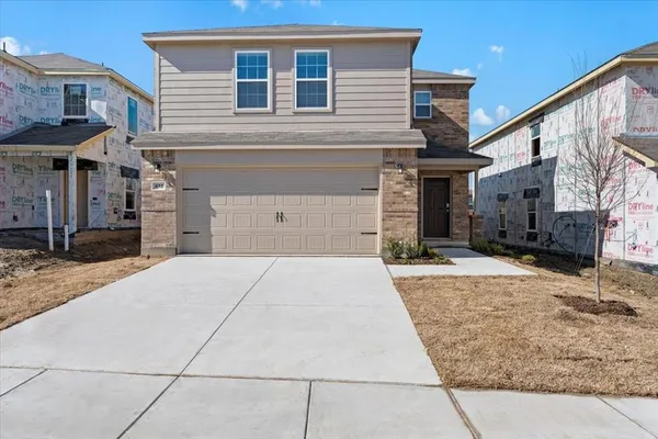 $1,950 | 822 Breakwater Drive, Princeton, TX 75407