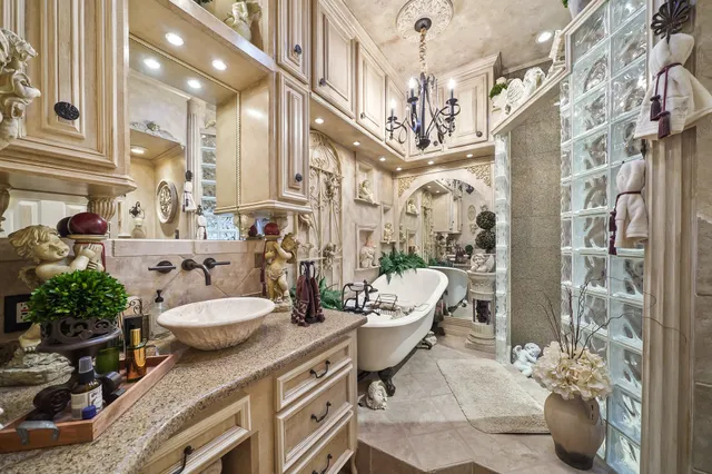 $365,000 | 4610 Russett Place South, Pearland, TX 77584