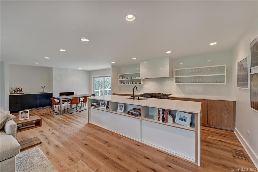 811 Lansdowne Road Charlotte, NC 28270 - Photo 12 of 43 Gallery Image 12