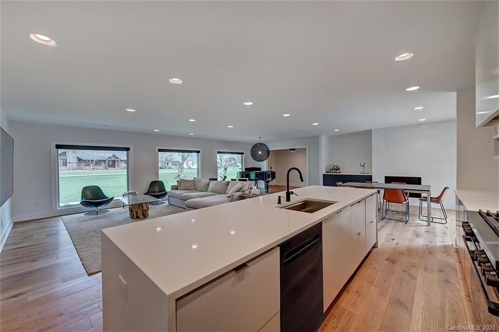 811 Lansdowne Road Charlotte, NC 28270 - Photo 17 of 43 Gallery Image 17
