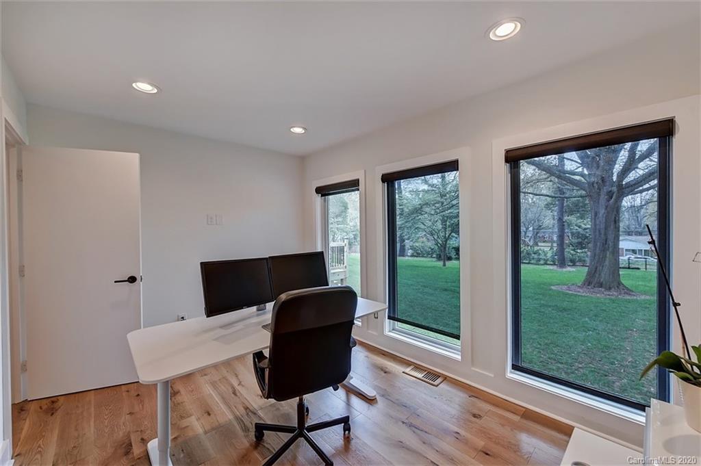 811 Lansdowne Road Charlotte, NC 28270 - Photo 22 of 43 Gallery Image 22