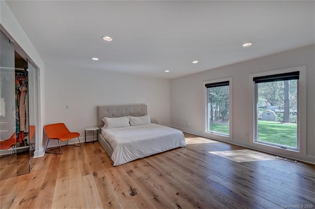 811 Lansdowne Road Charlotte, NC 28270 - Photo 24 of 43 Gallery Image 24