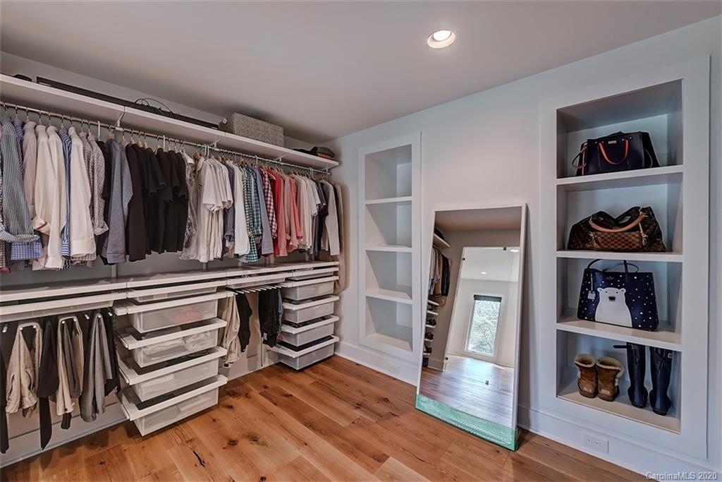 811 Lansdowne Road Charlotte, NC 28270 - Photo 26 of 43 Gallery Image 26