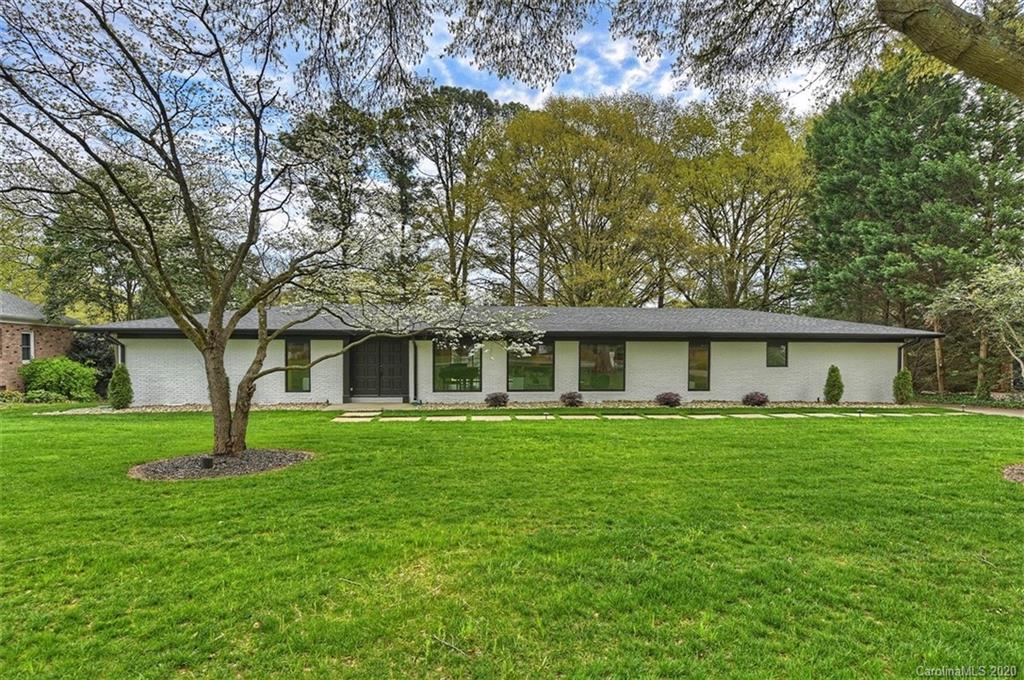 811 Lansdowne Road Charlotte, NC 28270 - Photo 4 of 43 Gallery Image 4