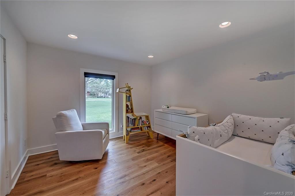 811 Lansdowne Road Charlotte, NC 28270 - Photo 34 of 43 Gallery Image 34