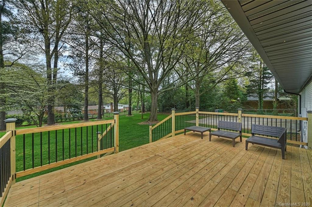 811 Lansdowne Road Charlotte, NC 28270 - Photo 39 of 43 Gallery Image 39