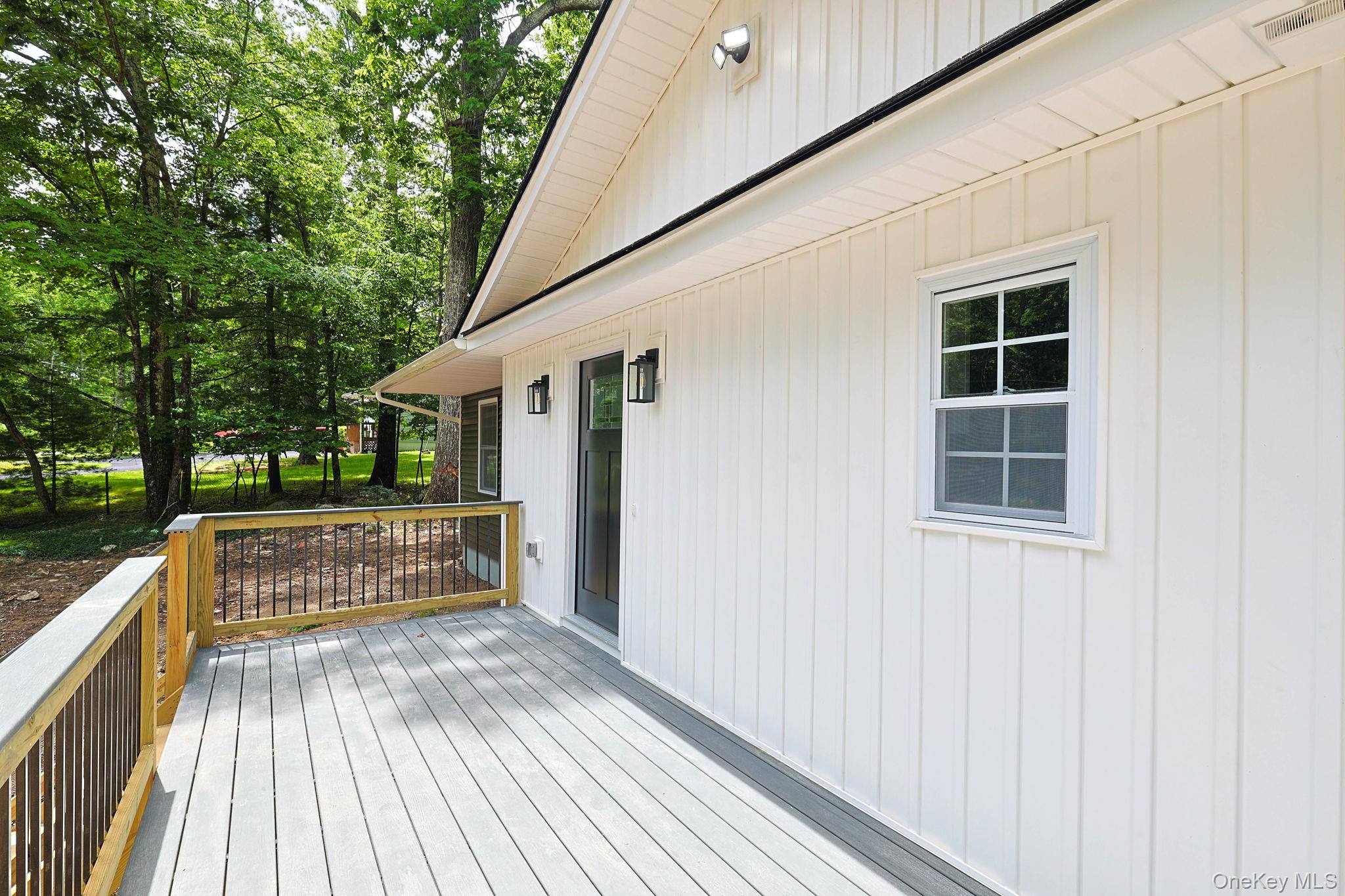 46 Finkle Road Wurtsboro, NY 12790 - Photo 3 of 38