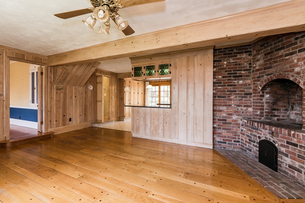 45 Upland Road West Arlington, MA 02474 - Photo 11 of 29