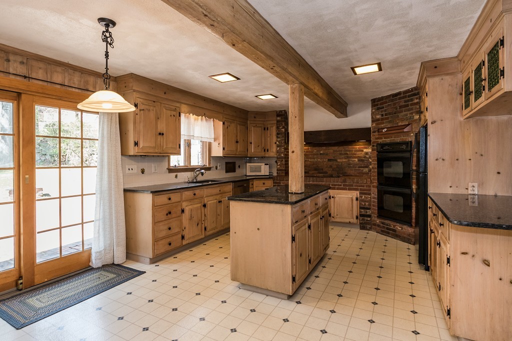 45 Upland Road West Arlington, MA 02474 - Photo 12 of 29