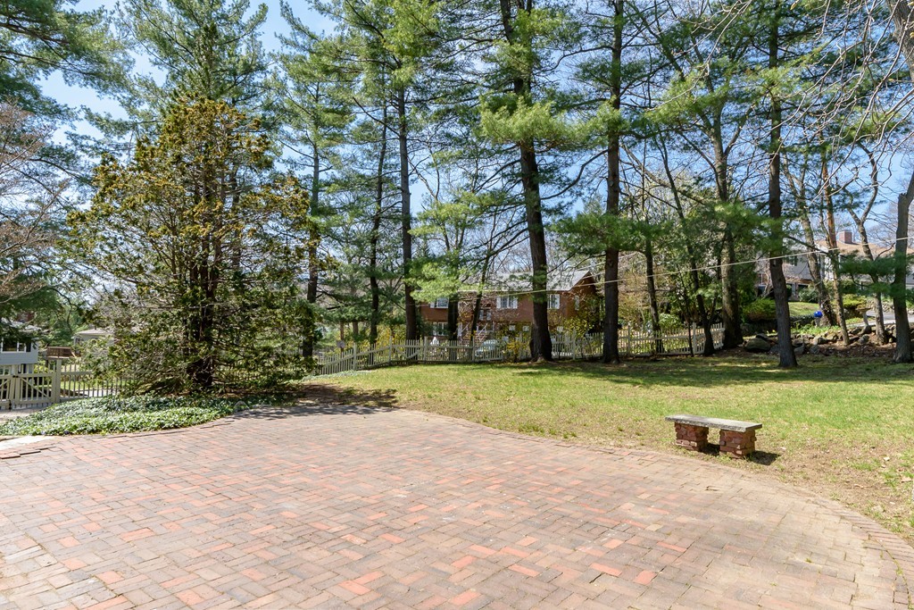 45 Upland Road West Arlington, MA 02474 - Photo 26 of 29