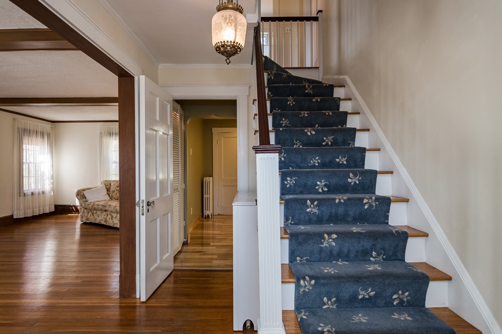 45 Upland Road West Arlington, MA 02474 - Photo 6 of 29