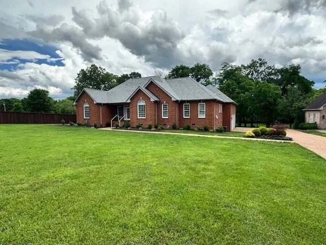 $2,999 | 2012 Alan John Way, Lebanon, TN 37087