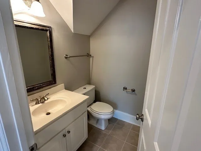 $2,999 | 2012 Alan John Way, Lebanon, TN 37087