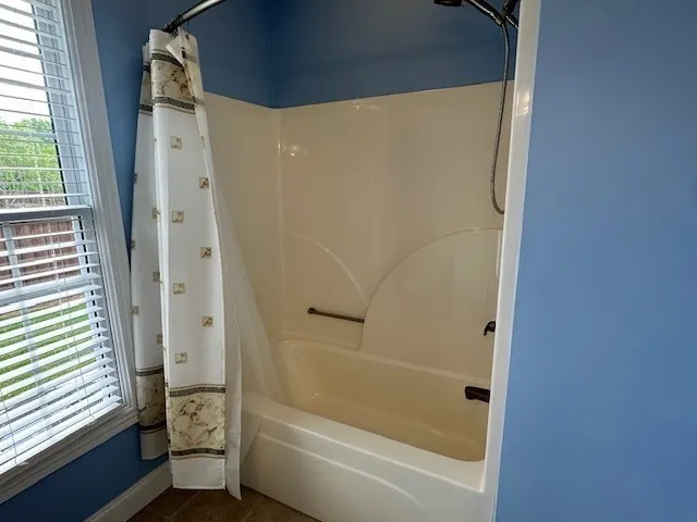 $2,999 | 2012 Alan John Way, Lebanon, TN 37087