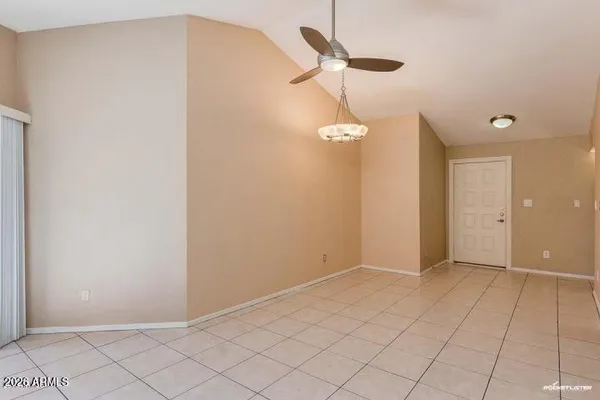 $1,895 | 1402 South Jentilly Lane, Unit 205, Tempe, AZ 85281