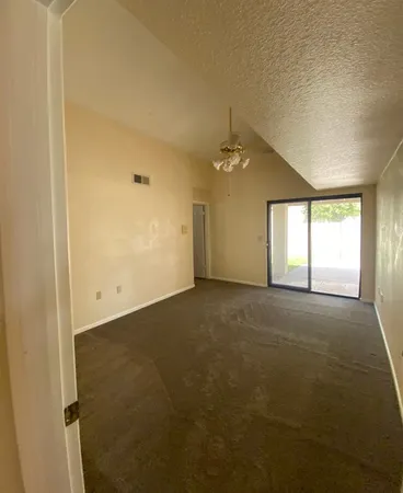 $2,295 | 721 North Mallard Street, Chandler, AZ 85226