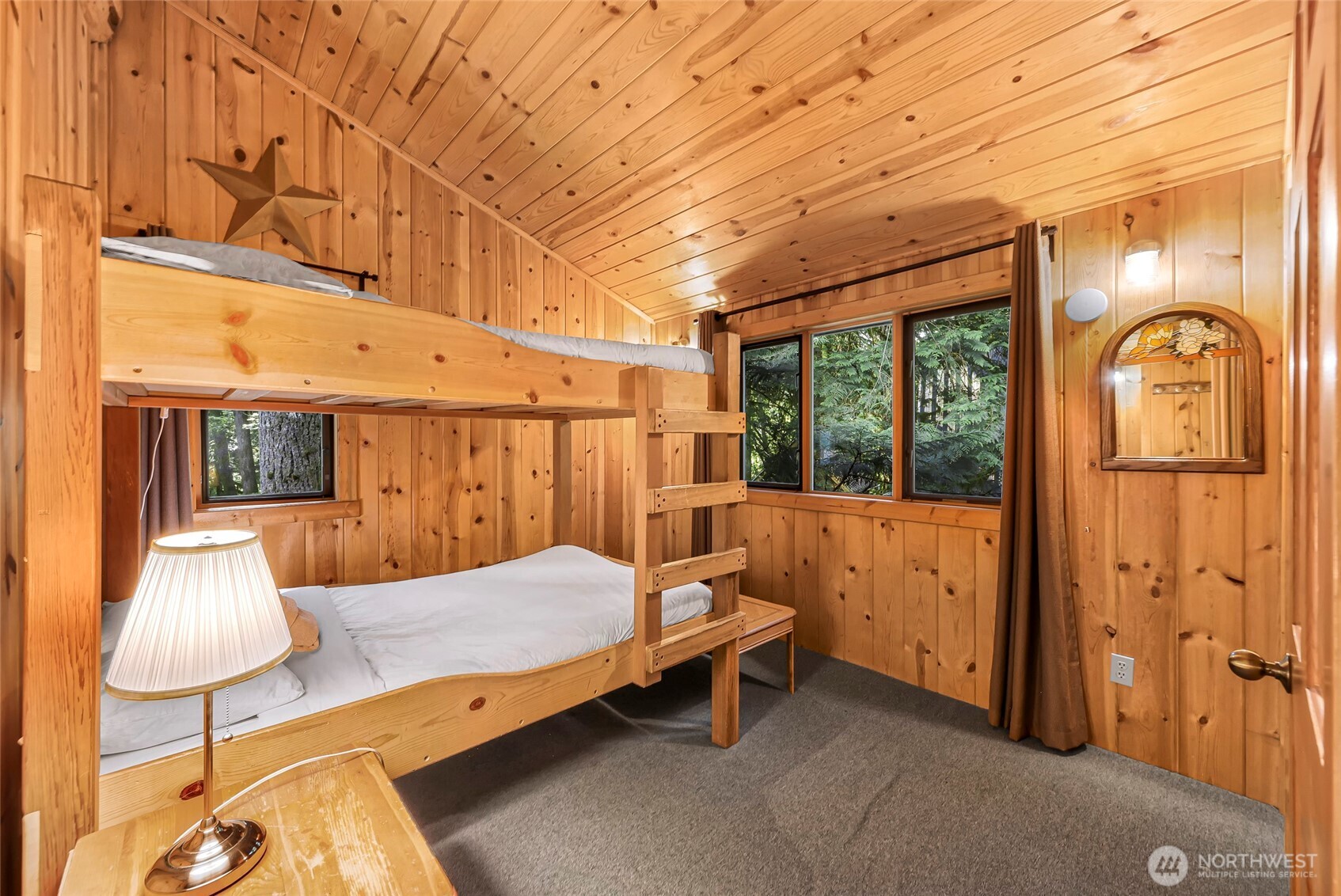 7010 Rainier Way Deming, WA 98244 - Photo 20 of 35