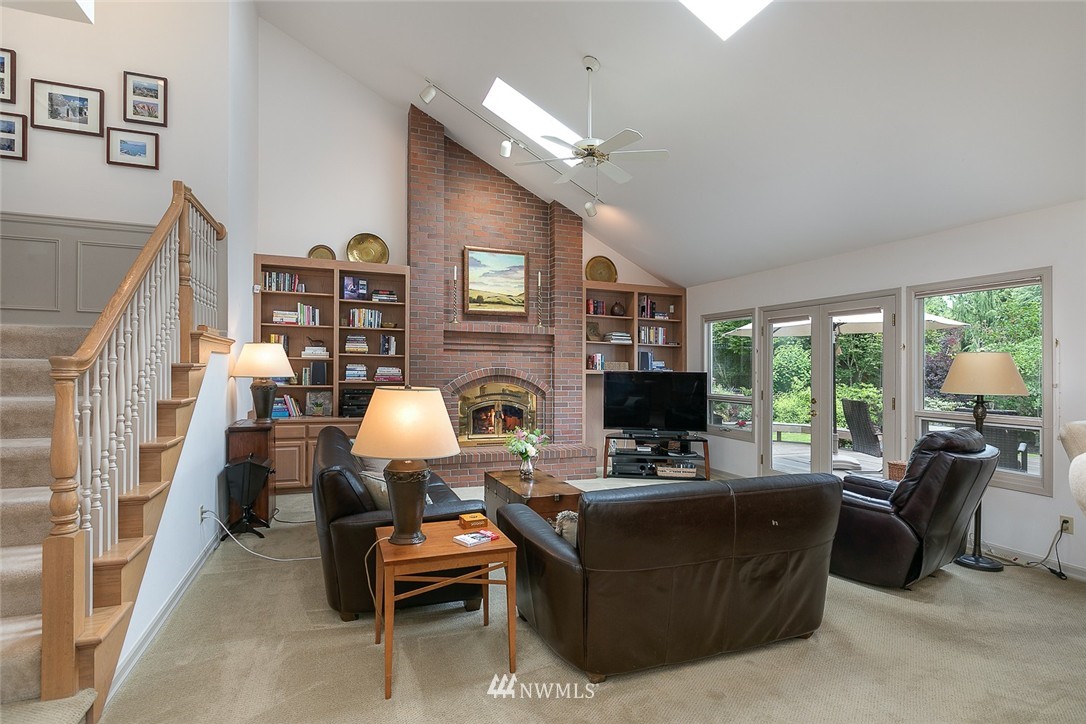 4819 212th Street Southeast Bothell, WA 98021 - Photo 12 of 25