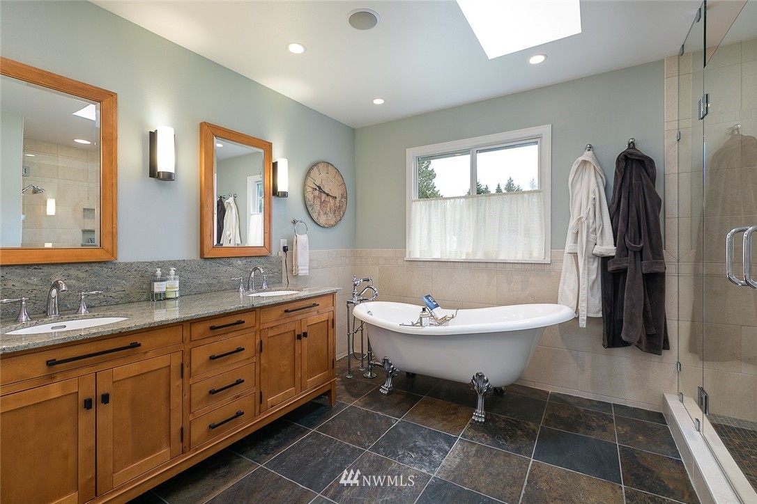 4819 212th Street Southeast Bothell, WA 98021 - Photo 16 of 25