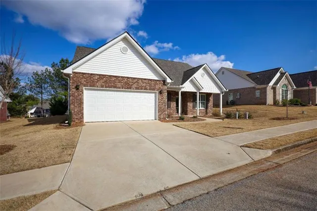 $369,000 | 210 Park Pl Trail, Social Circle, GA 30025