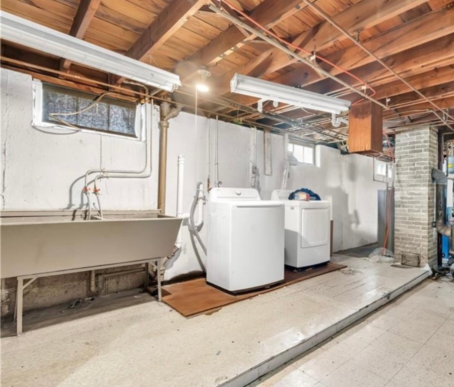 41 Calder Street Pawtucket, RI 02861 - Photo 16 of 21