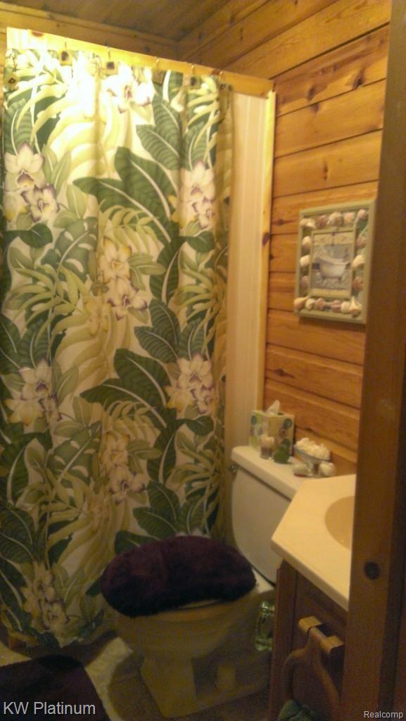 7230 Harrington Road Lexington, MI 48450 - Photo 41 of 46 bth 1 main floor.jpg