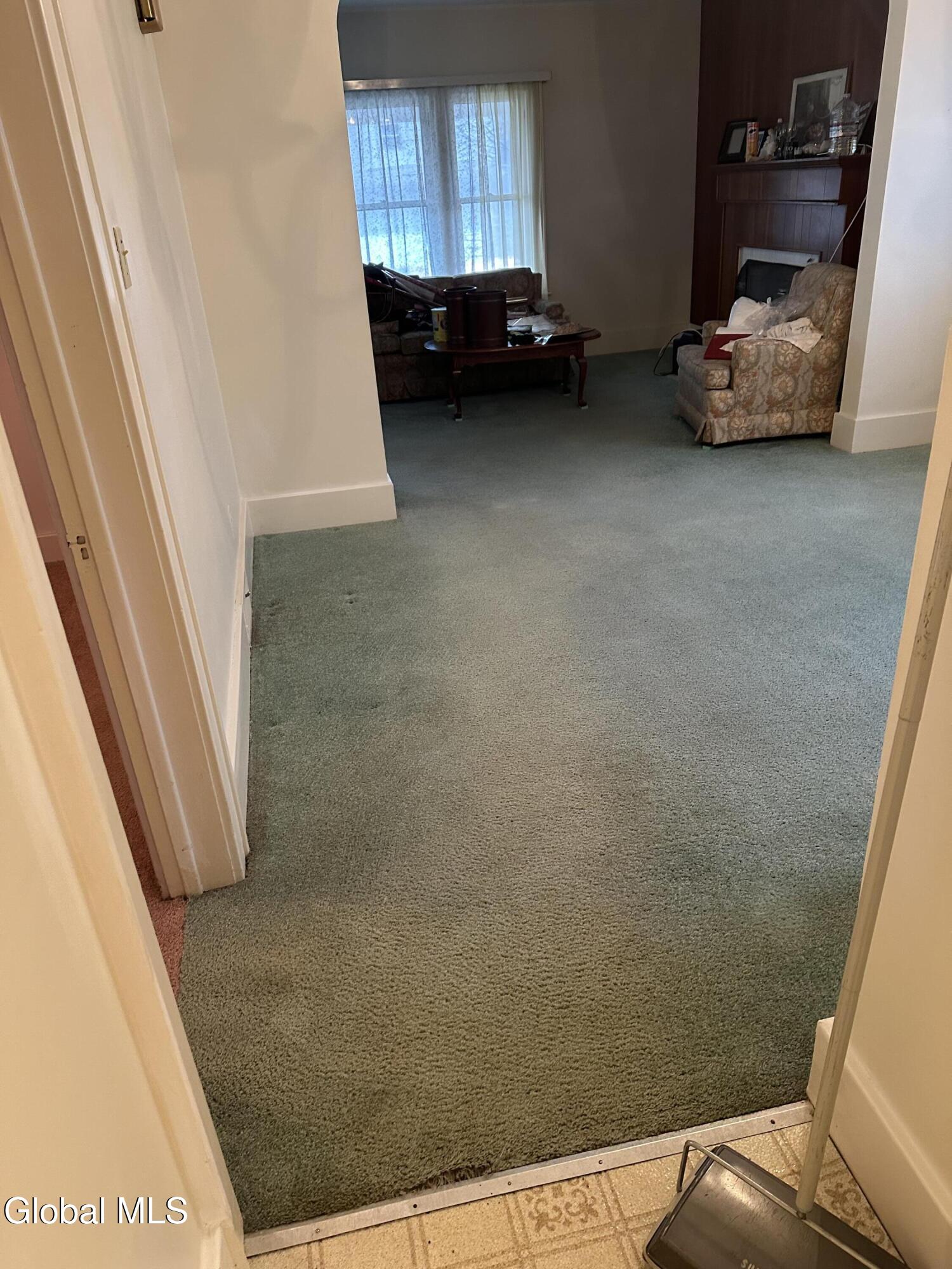 117 Henry Street Schenectady, NY 12304 - Photo 2 of 5 D1AC5B13-7286-4881-A3E2-160347EC2E85