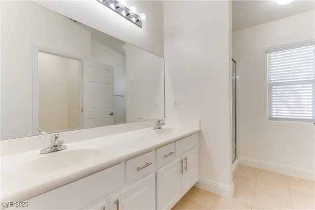 $1,915 | 1069 Thrill Court, Unit 102, Henderson, NV 89002