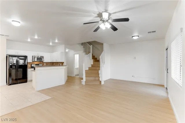 $1,915 | 1069 Thrill Court, Unit 102, Henderson, NV 89002